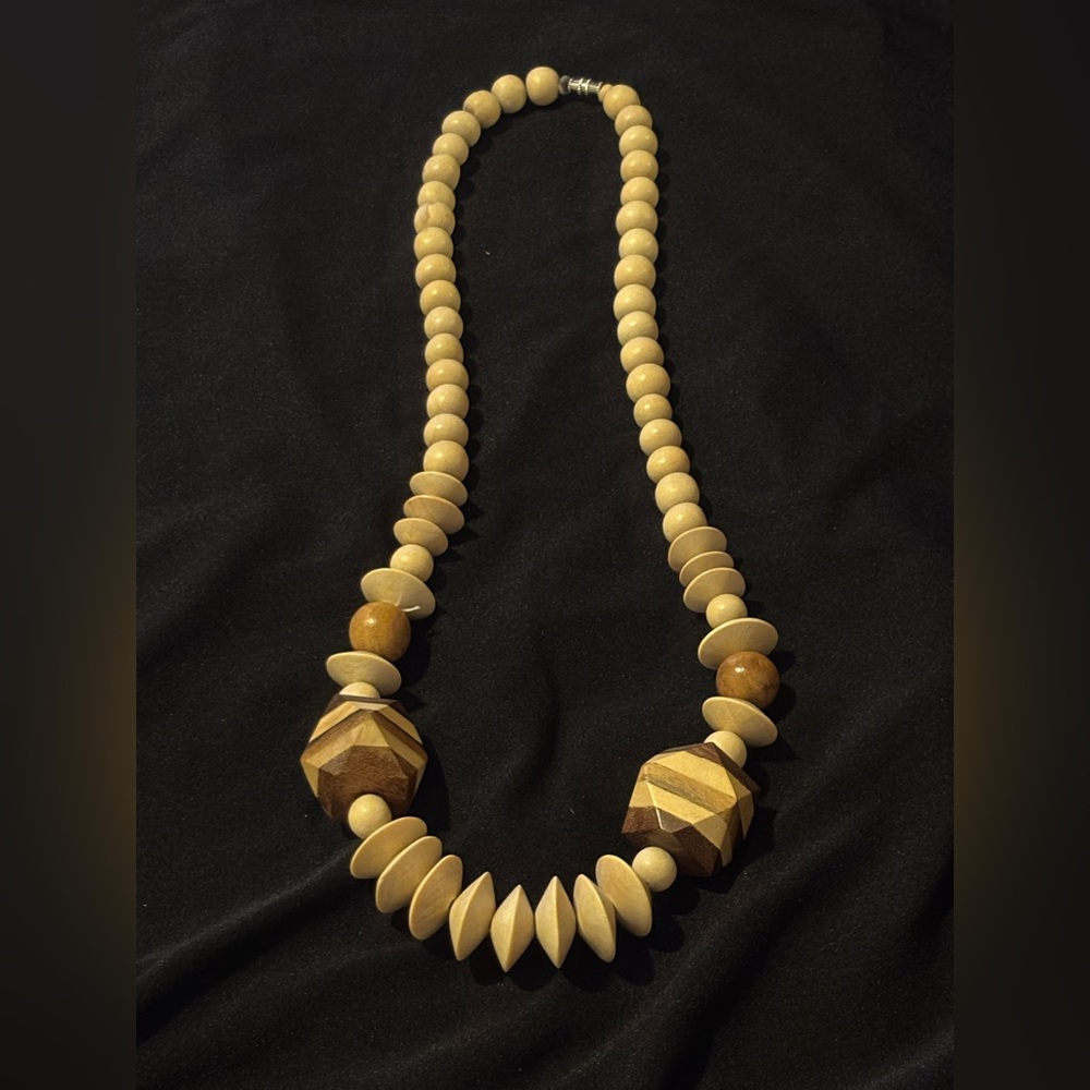 Elegant Wooden Bead Necklace - Tan and Brown